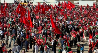 Büyük Filistin Mitingi başladı