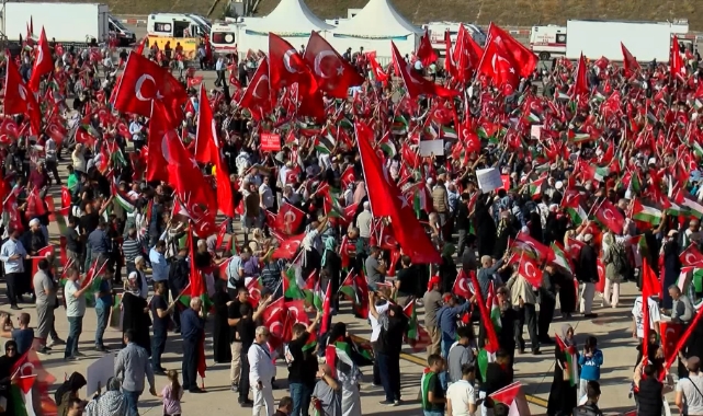 Büyük Filistin Mitingi başladı
