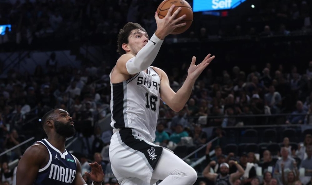 Cedi Osman’lı San Antonio, Dallas’a mağlup oldu