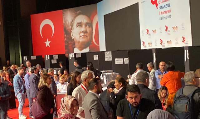 CHP 38. Olağan İstanbul İl Kongresi'nde oylama başladı