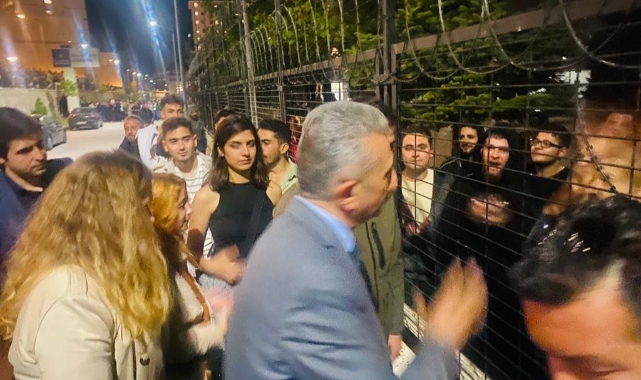 CHP Bursa İl Başkanı Nihat Yeşiltaş'tan öğrencilere tam destek!