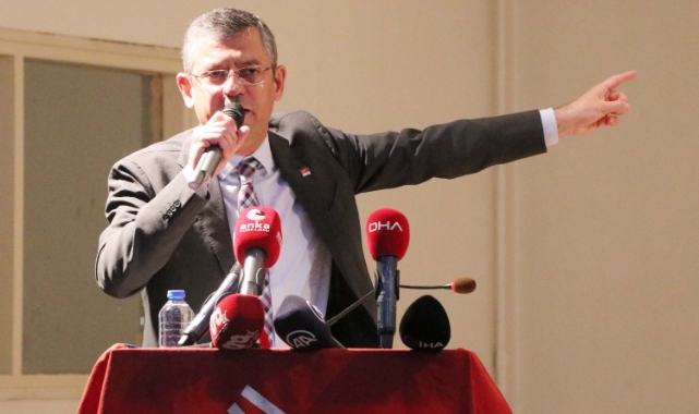 CHP'li Özel: "CHP'de bir şeyler değişiyor"