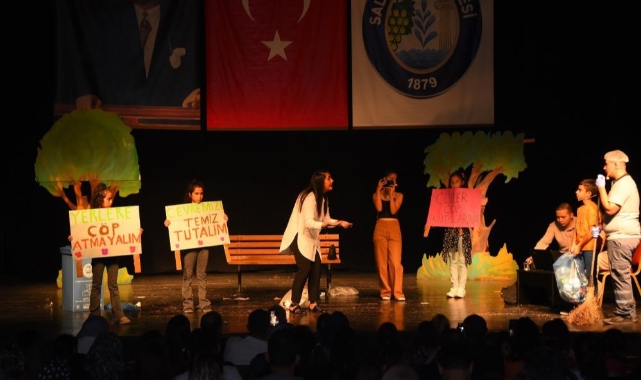 Çocuklara tiyatro oyunuyla çevre temizliği anlatıldı