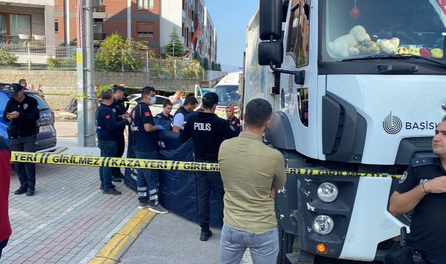 Çöp kamyonunun çarptığı yaşlı kadın hayatını kaybetti