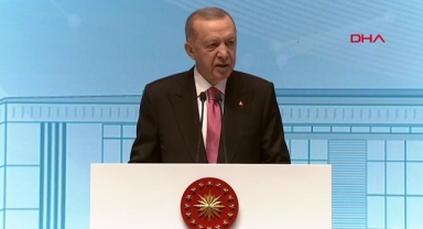 Cumhurbaşkanı Erdoğan: "Prangaların sökülüp atılma vakti geldi"