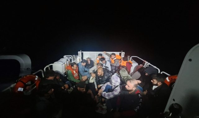 Datça’da 22 düzensiz göçmen kurtarıldı