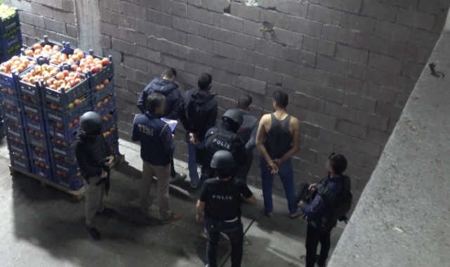 DEAŞ operasyonunda 2 kişi yakalandı