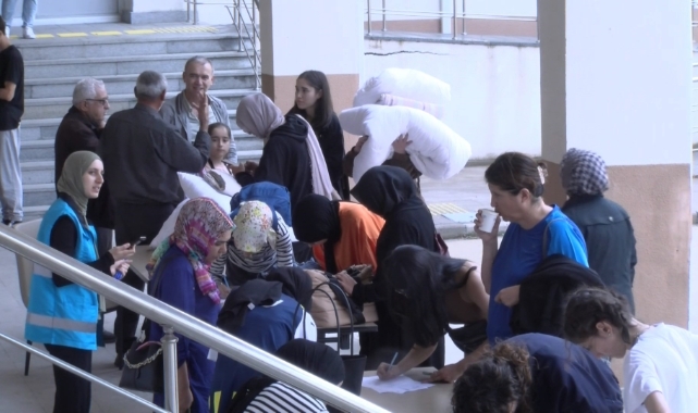 Depremzedelere yuva olan yurtlara öğrenciler yerleşmeye başladı