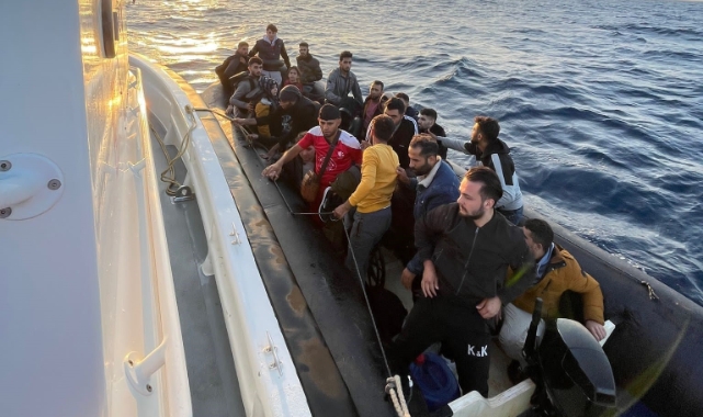 Didim’de 36 düzensiz göçmen kurtarıldı