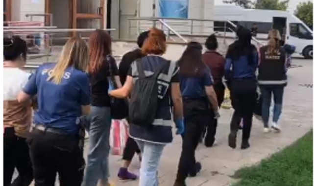 Dörtyol'da masaj salonlarına baskın