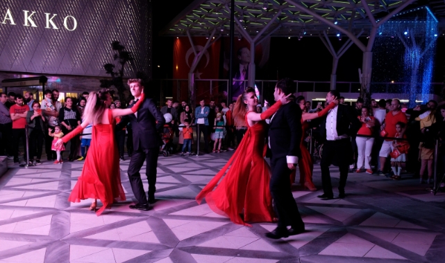 Downtown’da 100. yıl coşkusu bambaşka