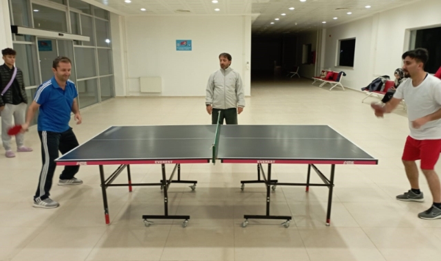 EBYÜ’de masa tenisi heyecanı