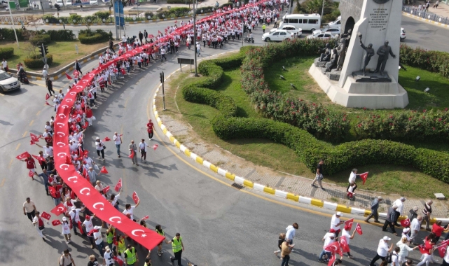  Efeler’den yüzüncü yıla özel 100. yıl anıtı