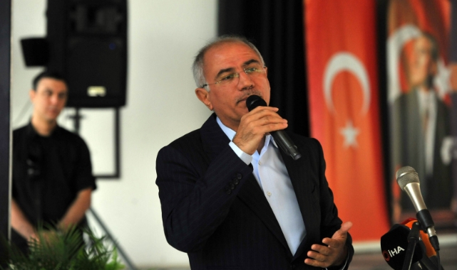 Efkan Ala: "Gazze'de bombalanan insanlıktır"