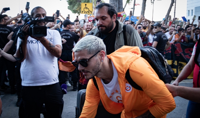 Galatasaray, Antalya’da coşkuyla karşılandı