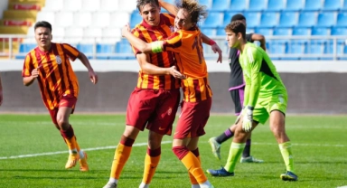 Galatasaray’ın gençleri Bayern’i 2-1’le geçti
