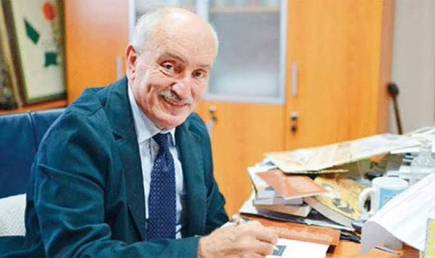 Gazeteci Osman Arolat vefat etti