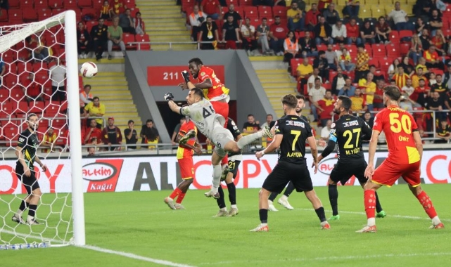 Göztepeli Mame Diouf, suskunluğunu bozdu