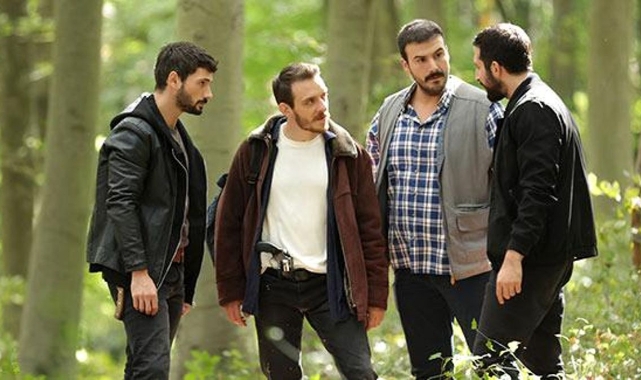 Hudutsuz Sevda 5. Bölüm full hd izle
