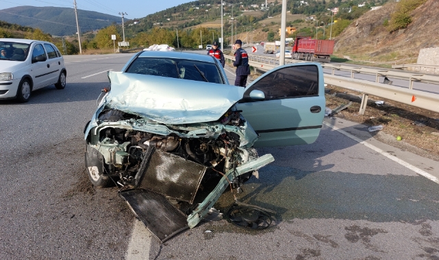 Hurdaya dönen araçtan sağ çıktı!