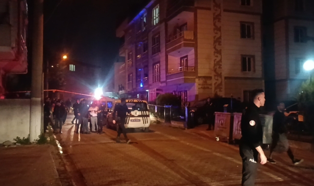 İki grup arasında bıçaklı kavga!