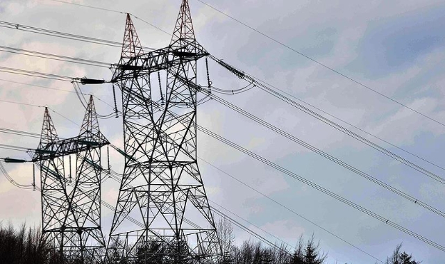 İsrail, Gazze’nin elektriklerini kesti