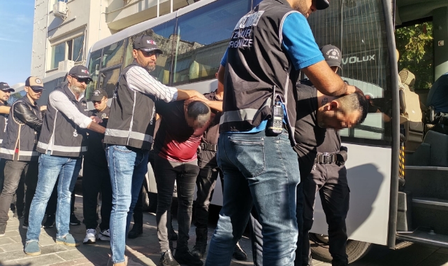 İzmir'de "Kafes Operasyonu" 10 gözaltı