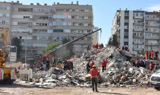 İzmir depreminin 3'üncü yılı! Sorumlular hala yargılanıyor
