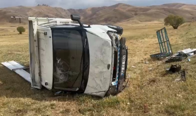 Kamyonet takla attı: 3 yaralı