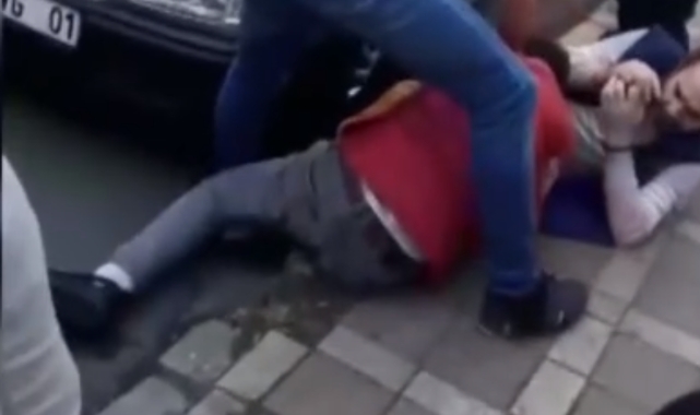 Kaşar çalan adam yakalanınca hüngür hüngür ağladı