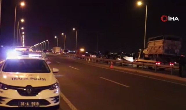 Kayseri'de zincirleme kaza! 7 araç birbirine girdi