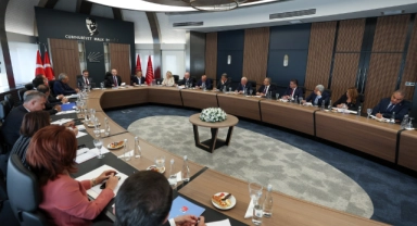 Kılıçdaroğlu, milletvekilleri ile bir araya geldi