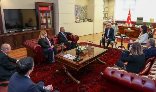 Kılıçdaroğlu,sanayiciler ile bir araya geldi