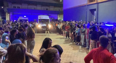 KYK eylemindeki öğrencilere emniyet müdüründen destek