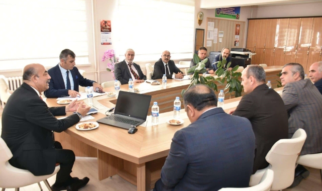 Lise müdürleri ile toplantı yapıldı
