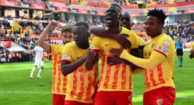 Mame Baba Thiam hat-trick yaptı