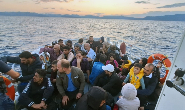 Marmaris’te 49 düzensiz göçmen kurtarıldı
