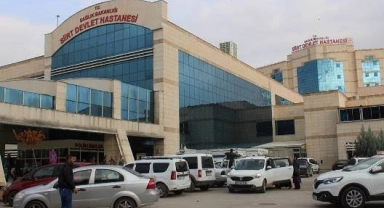 Merdivenden düşen yaşlı adam hayatını kaybetti