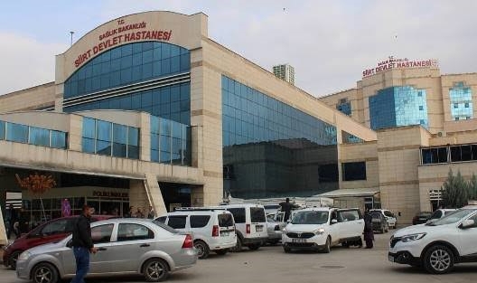 Merdivenden düşen yaşlı adam hayatını kaybetti