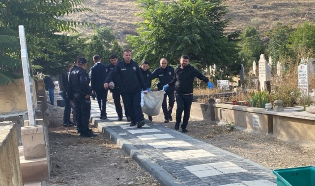 Mezarlıkta ceset bulundu