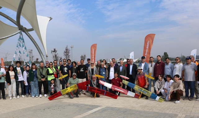 Model uçaklar Fadıllı semalarında yarıştı