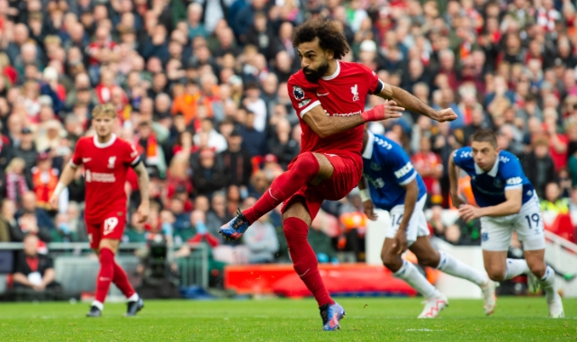 Mohamed Salah'ın iki golüyle Liverpool galip