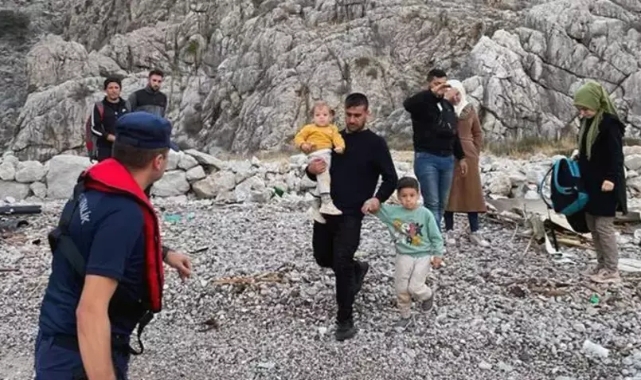 Muğla'da 8 düzensiz göçmen yakalandı