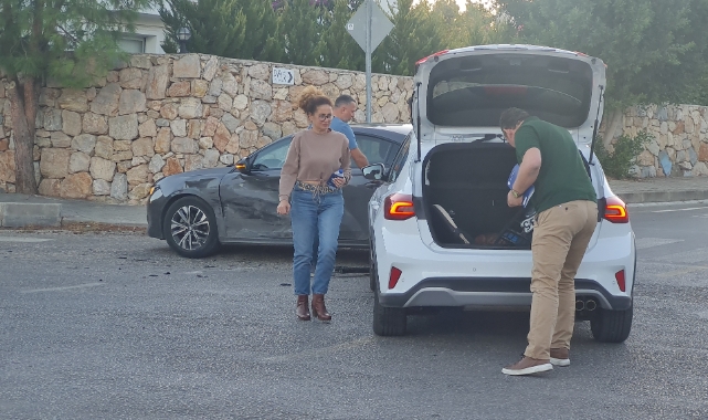 Oyuncu Esra Akkaya kaza yaptı!