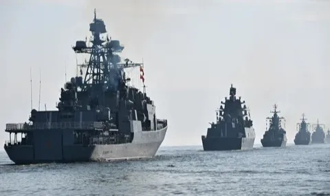 Rusya, Ukrayna'nın 2 deniz aracını vurdu