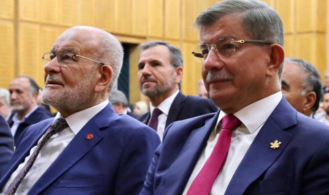 Saadet ve Gelecek Partisi'nden ilk grup toplantısı