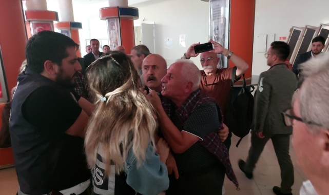 Samsun CHP'de gergin kongre