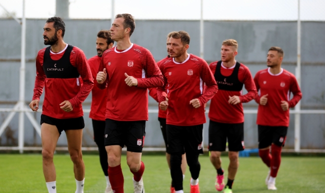 Sivasspor’da Kasımpaşa mesaisi sürüyor