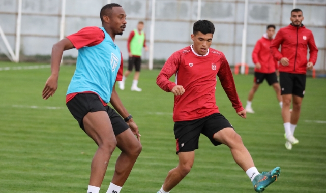 Sivasspor'da Pendikspor mesaisi başladı