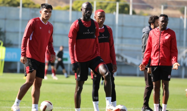 Sivasspor, galibiyet için çalışıyor